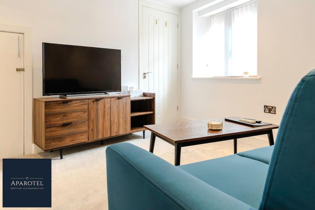 Aparotel Serviced Apartments - Stonehenge, Amesbury Town Centre Rum bild