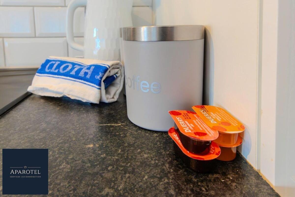 Aparotel Serviced Apartments - Stonehenge, Amesbury Town Centre Rum bild