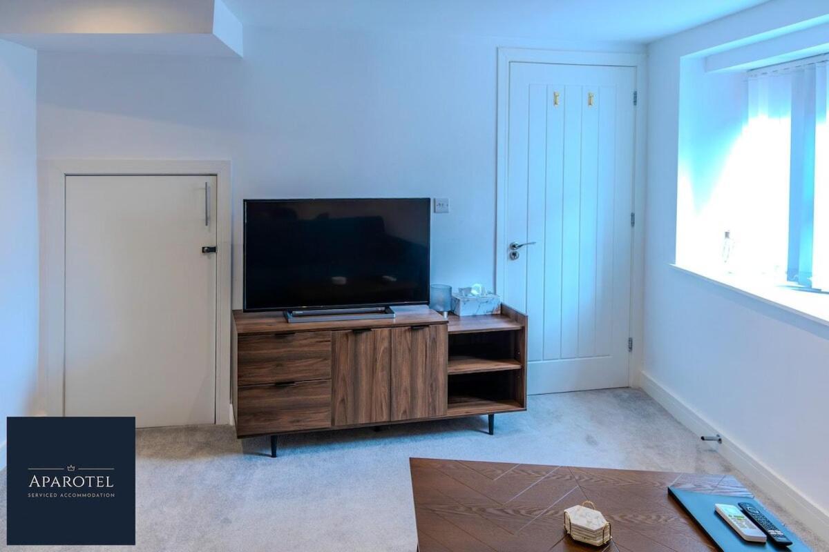 Aparotel Serviced Apartments - Stonehenge, Amesbury Town Centre Rum bild